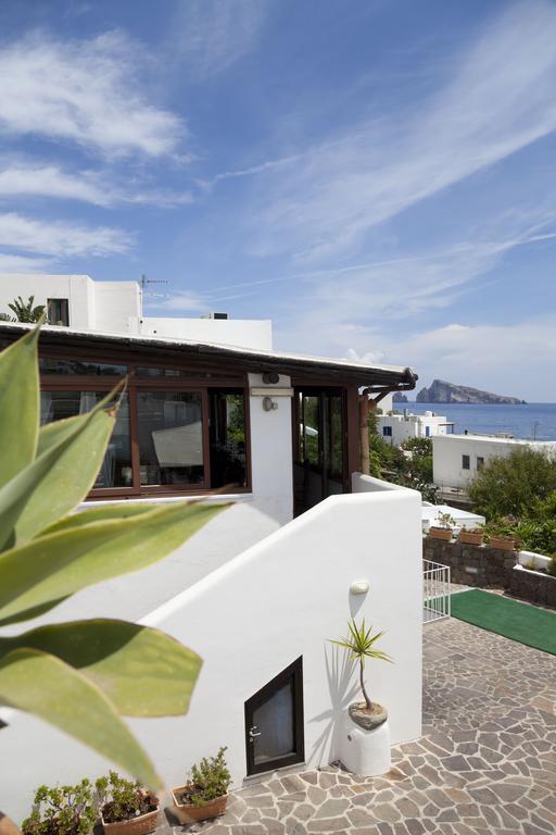 Hotel La Terrazza Panarea Exteriör bild